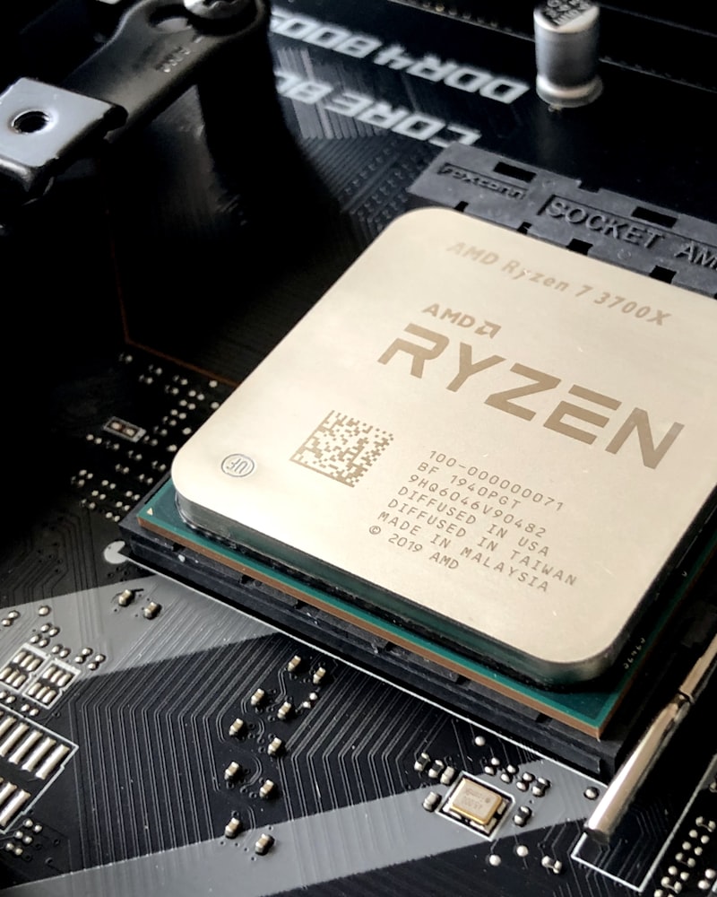 Processors — Intel · AMD (Components) | Helix Hitech