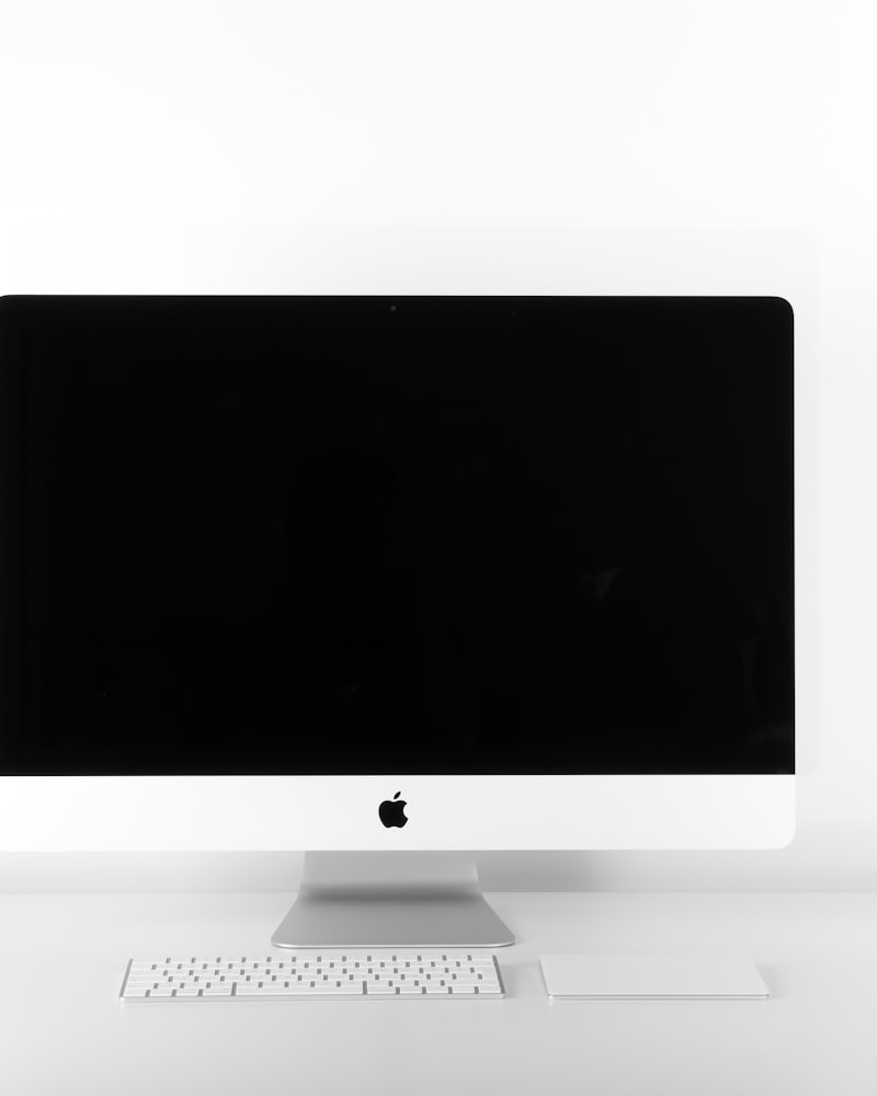 All-in-One PCs — Space-Saving (Laptops & Desktops) | Helix Hitech